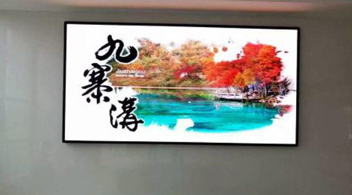 透明LED廣告大屏幕的發(fā)展趨勢及應(yīng)用