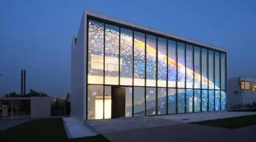 透明led顯示屏的四大應(yīng)用環(huán)境！