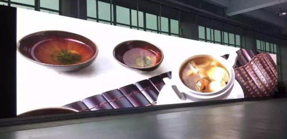 小間距LED顯示屏開(kāi)掛！介入安防領(lǐng)域可期日期